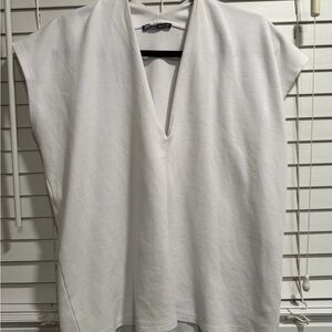 Zara White Short Sleeve V-Neck Top